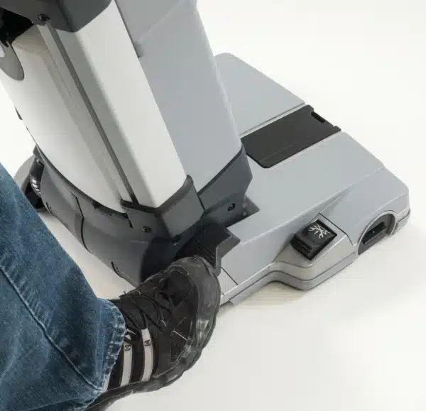 Lavadora de pisos NILFISK SC100 E 220V - Imagen 3